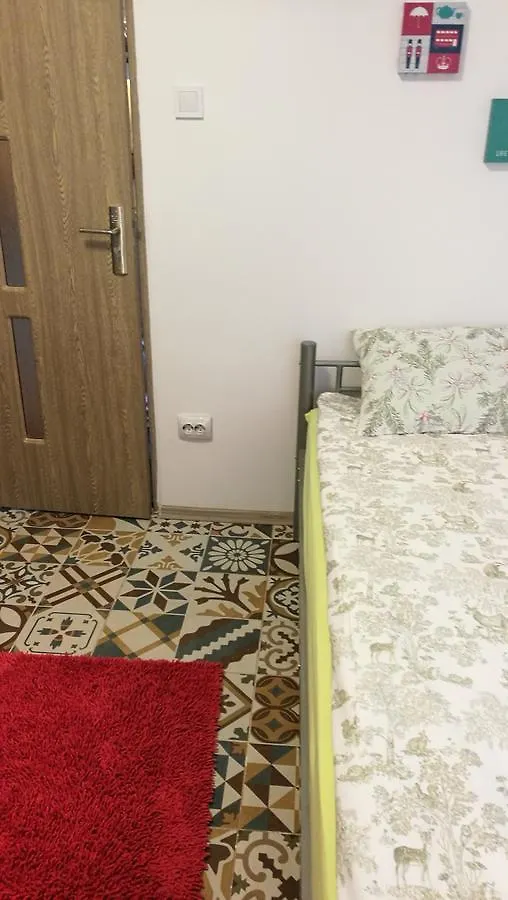 בוקרשט Hostel Tiberius 0*,